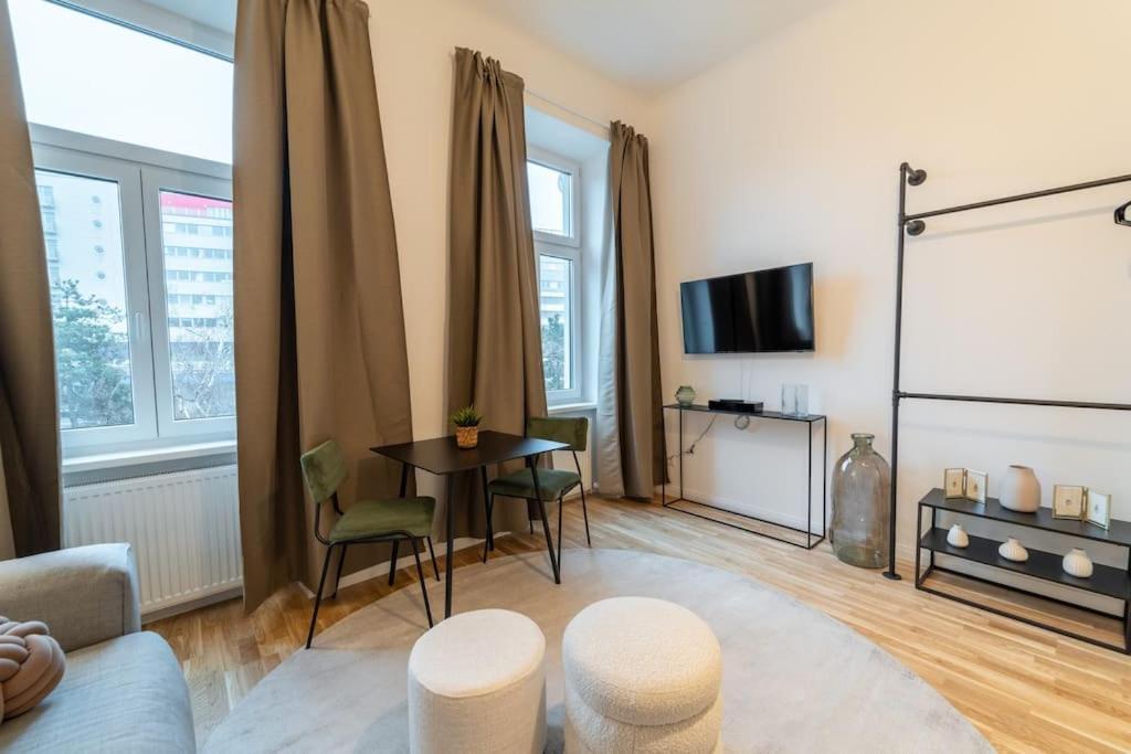 Josef's I Comfort I Metro Access Apartment Wien